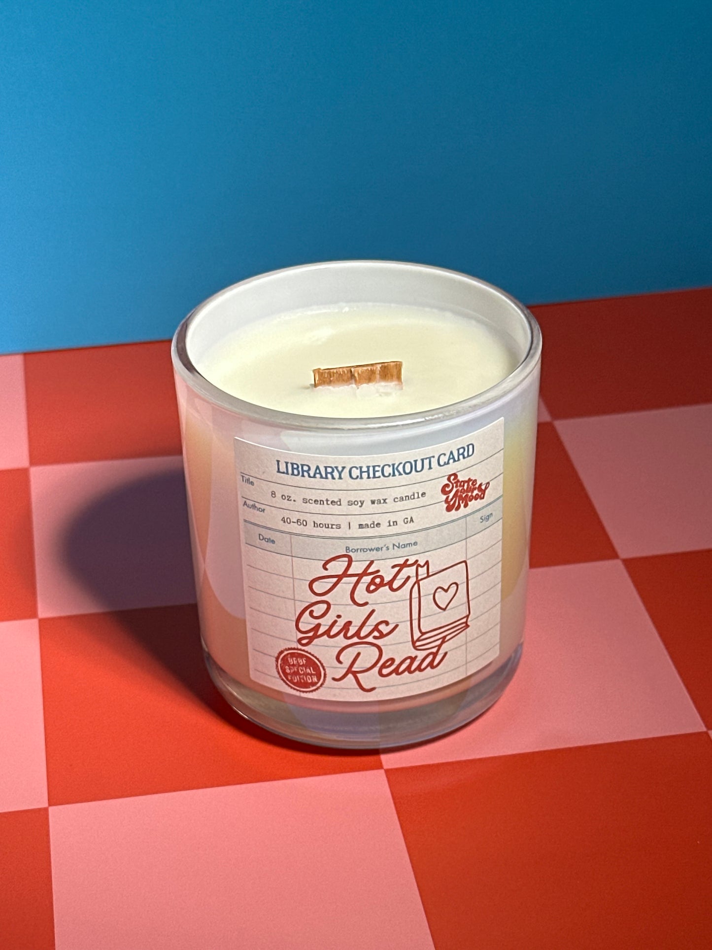 hot girls read books candle (preorder)